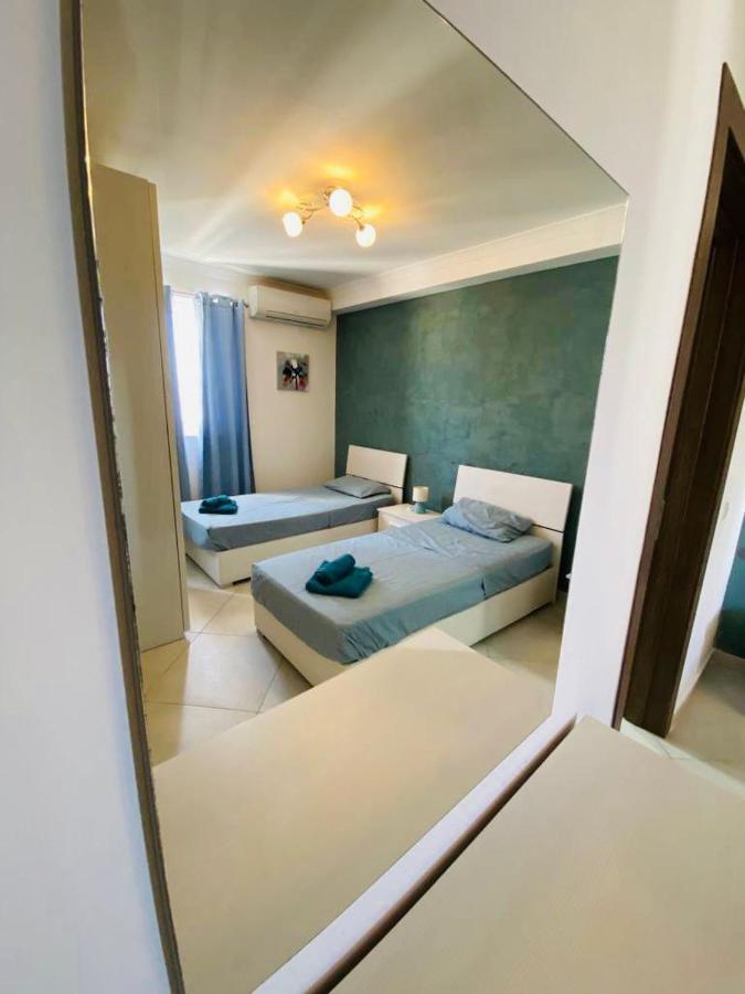 Mela Apartment 1 St. Paul's Bay Buitenkant foto