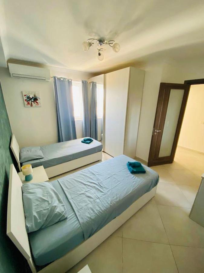 Mela Apartment 1 St. Paul's Bay Buitenkant foto