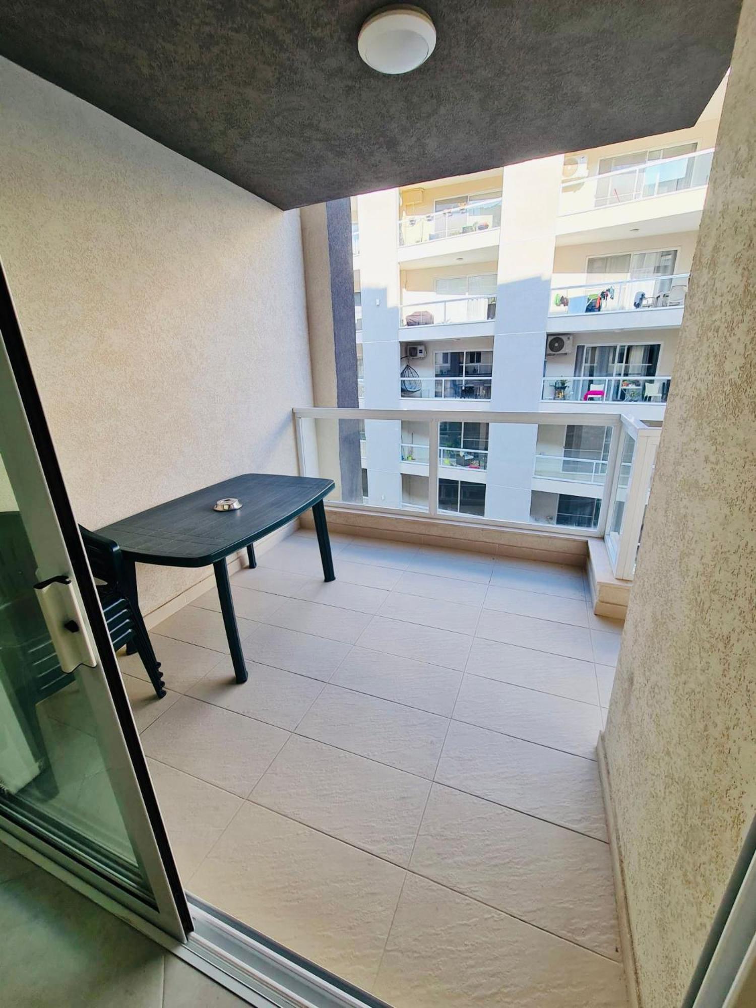 Mela Apartment 1 St. Paul's Bay Buitenkant foto